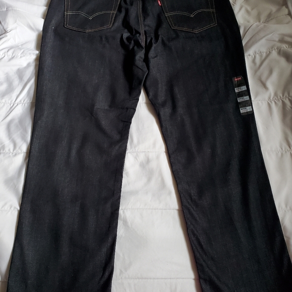 541 Men's Levi's Jean's- NEW - Picture 2 of 2